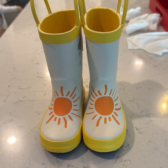 Toddler girl rain boots size 6 6T - Picture 2 of 6